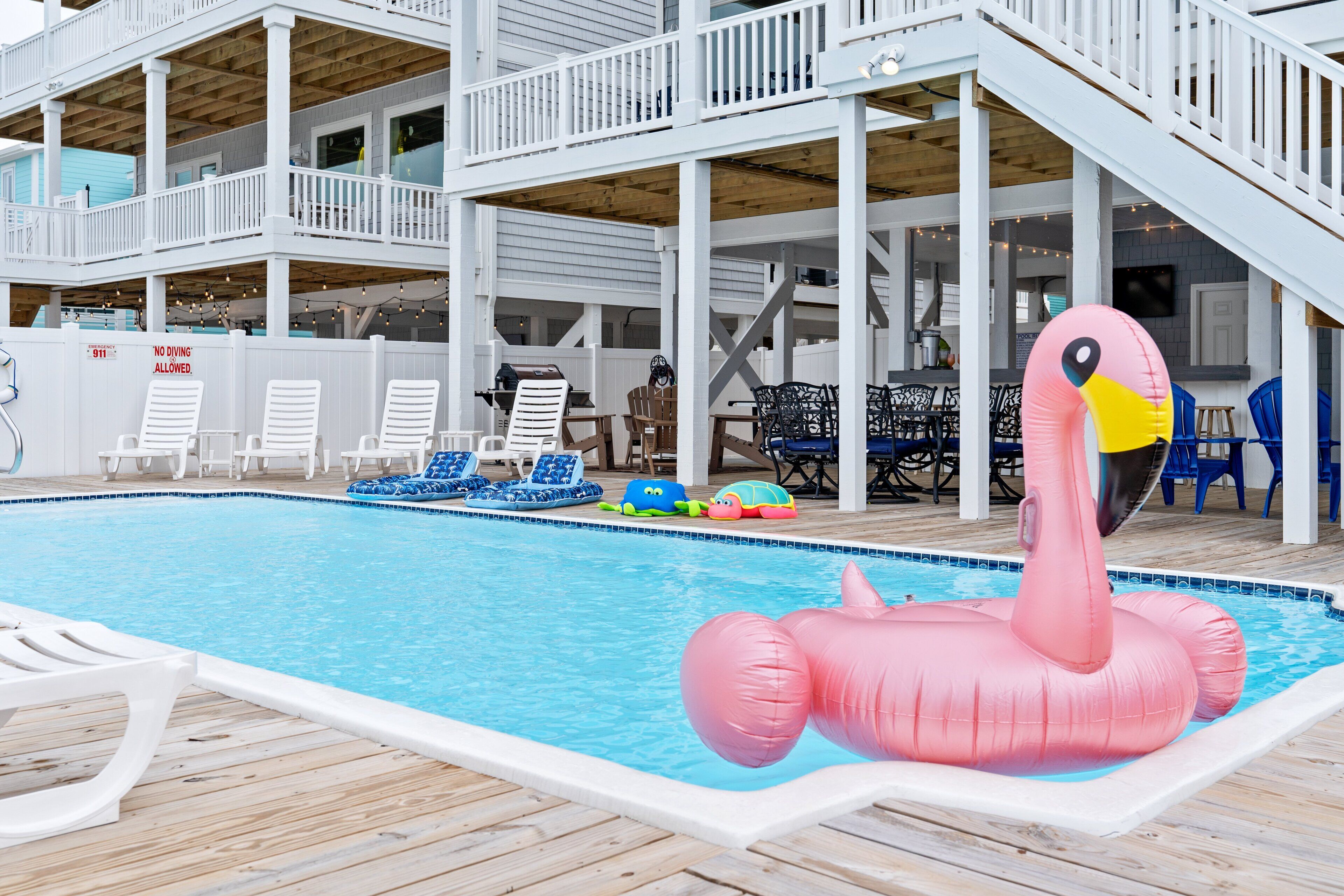 "Beach, Please!" July 4th Available!! Private Pool, Elevator, Great Location!, Pool Table