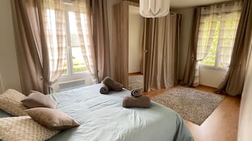 4 bedrooms