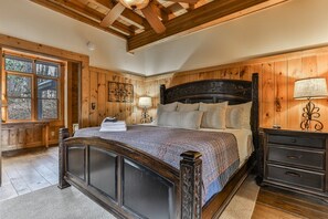 5 slaapkamers, een strijkplank/strijkijzer, gratis wifi, beddengoed