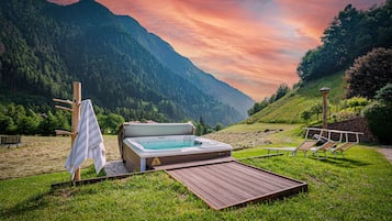 Idromassaggio all'aperto