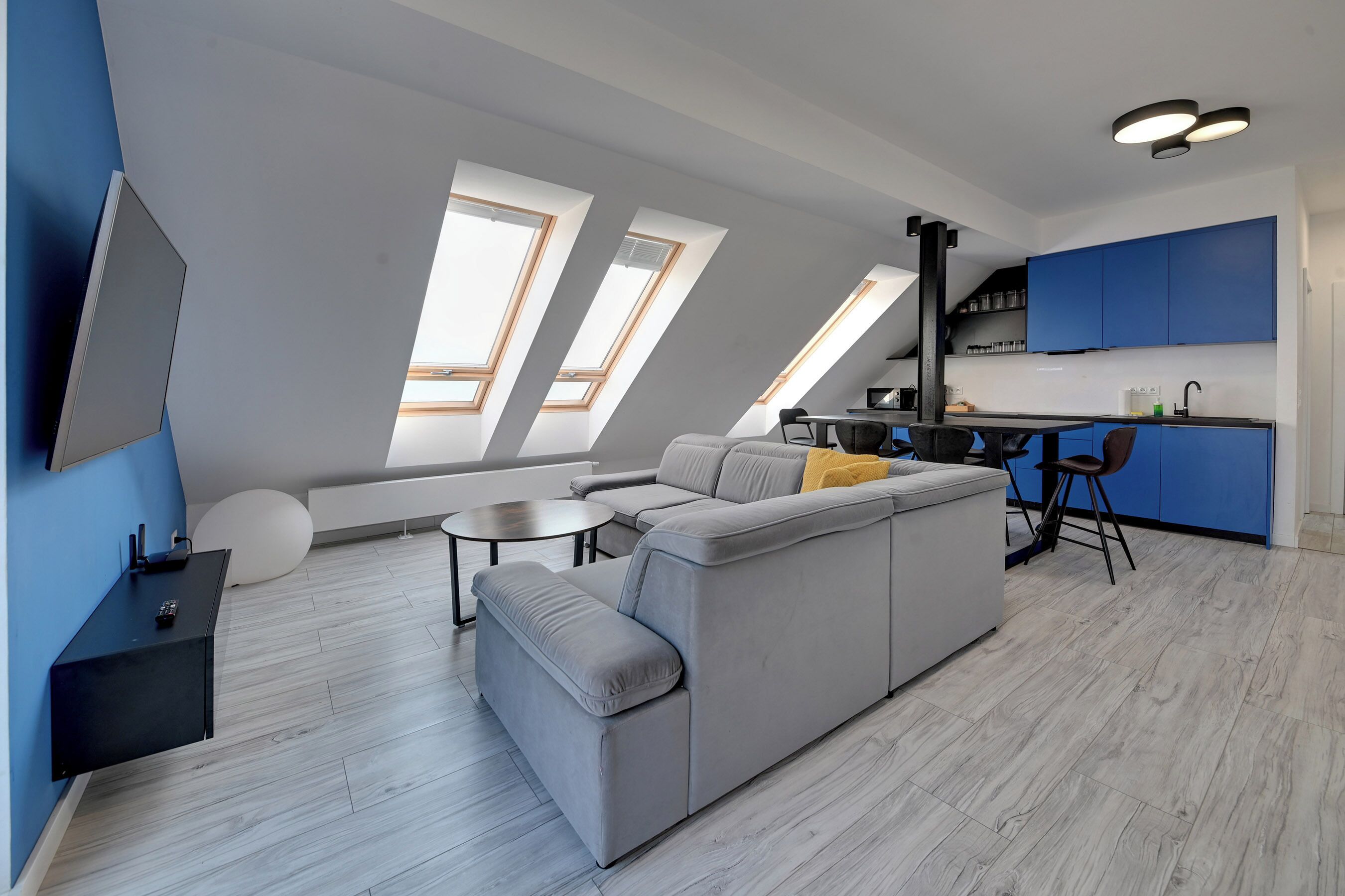 Kamar