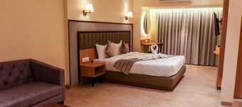 Rudra Shelter Business Hotel