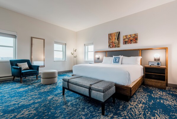 Premium bedding, down duvets, in-room safe, individually furnished