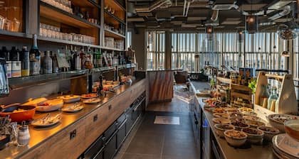 Me and All Hotel Ulm, by Hyatt