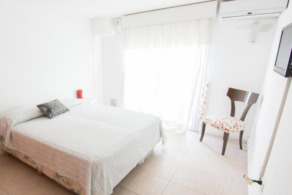 Departamento Superior - 3 Personas | Wifi gratis y ropa de cama