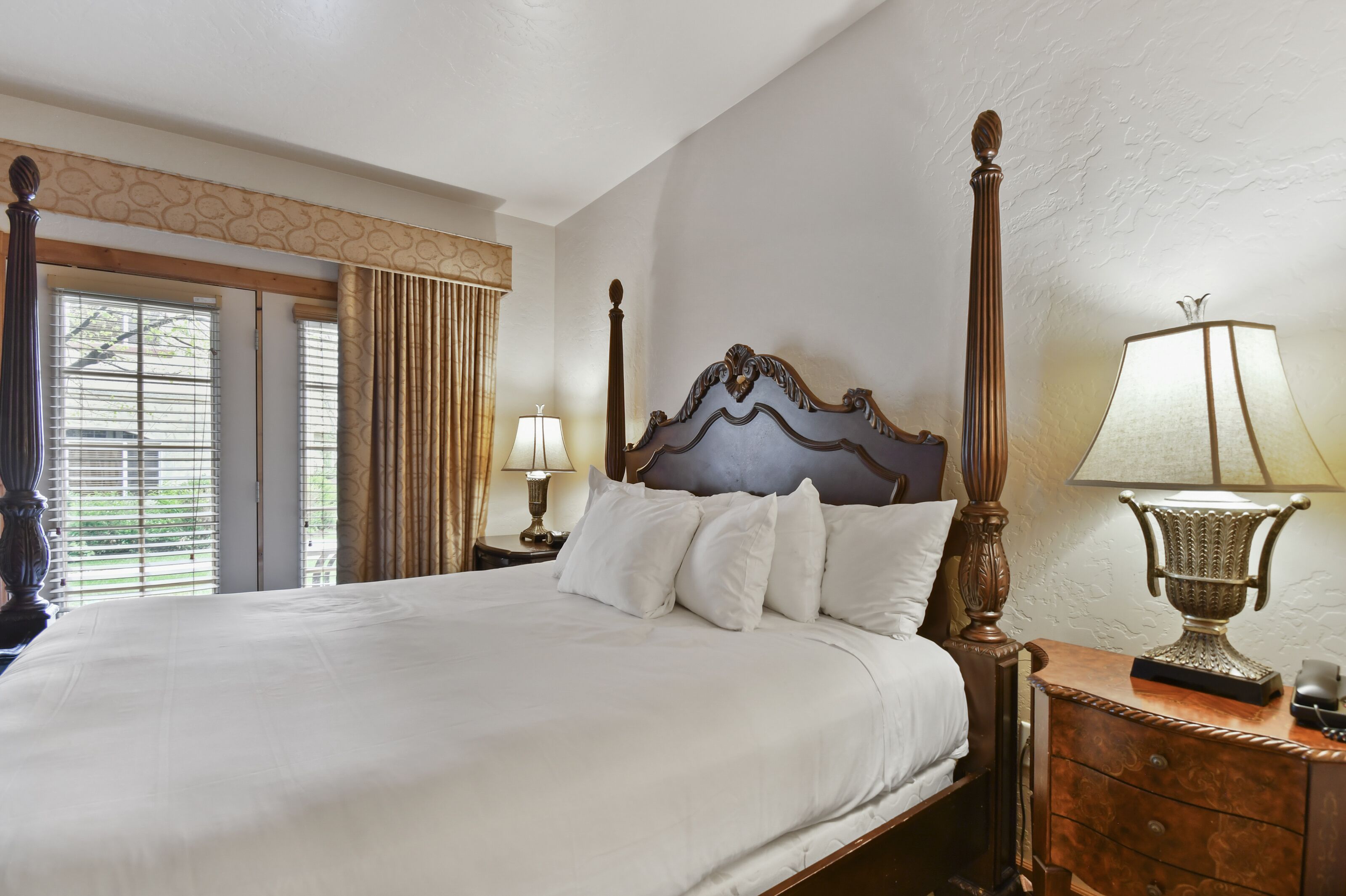 Primary bedroom - king bed with walk out patio