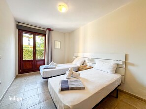 3 soverom, wi-fi (inkludert) og sengetøy