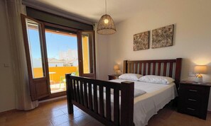 3 Schlafzimmer, Bügeleisen/Bügelbrett, kostenloses WLAN, Bettwäsche