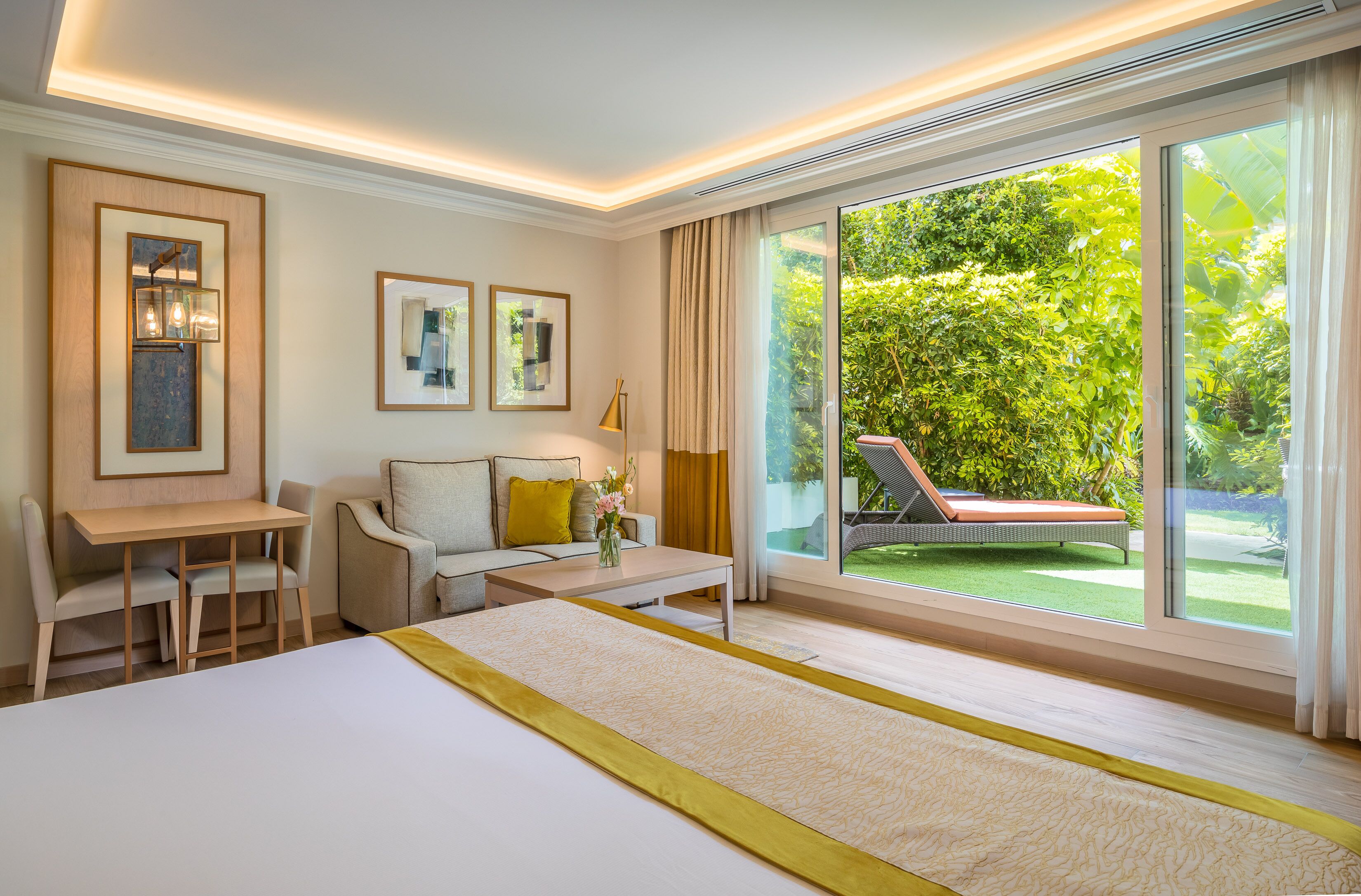 1 slaapkamer, luxe beddengoed, een minibar, een kluis op de kamer