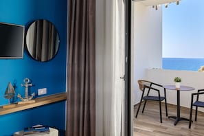 Junior Suite with Sea View | View from room - Theasea Stylish Residences (Mylopotamos)