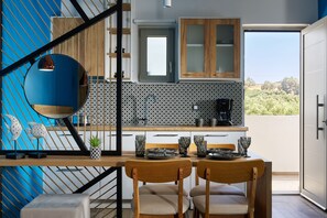 Family Suite with Sea View | Private kitchenette | Coffee/tea maker, electric kettle, toaster - Theasea Stylish Residences (Mylopotamos)