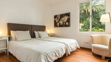 5 soverom, strykejern/-brett, wi-fi (inkludert) og sengetøy