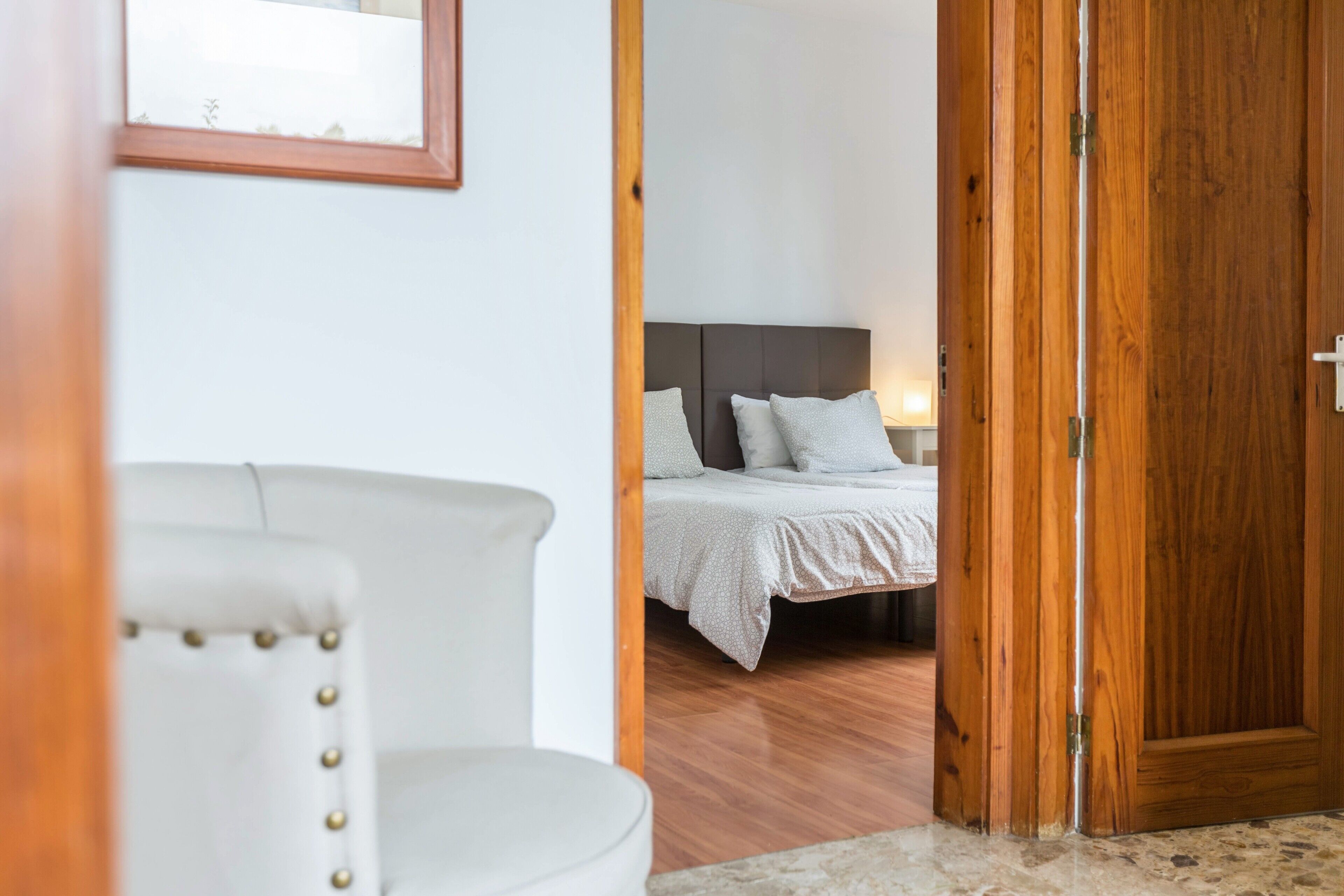 5 slaapkamers, een strijkplank/strijkijzer, gratis wifi, beddengoed