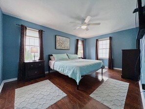 3 chambres, bureau, fer et planche à repasser, Wi-Fi gratuit