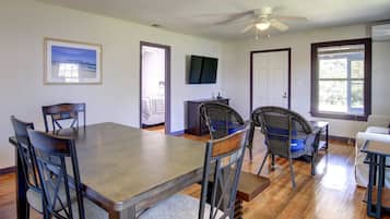 獨棟房屋, 3 間臥室 | 客廳 | 智慧型電視