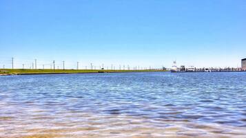 House, 4 Bedrooms | Beach