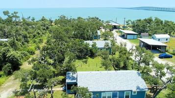 House, 3 Bedrooms | Aerial view