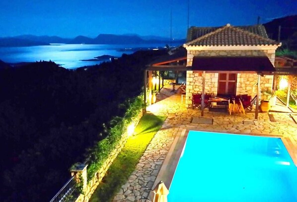 Pool - Executive Villa Madouri With Private Pool (Lefkada)