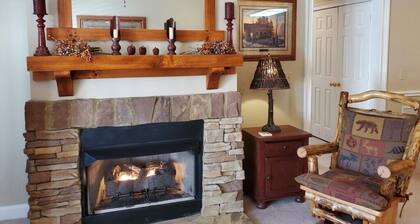 "Peterson's Tee-Time - Beautiful view, 3 bedroom, 2 bath, view of golf course