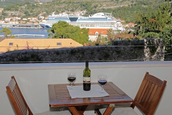 Apartment (Two Bedroom Apartment with Balcony) | Balkoni