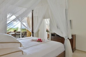 4 chambres, fer et planche à repasser, accès au Wi-Fi (inclus)