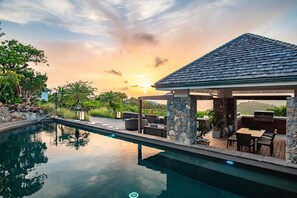 A heated pool - Villa Le Manoir de Lurin | Ocean View - Located in  Exquisite Lurin with Private Pool (Saint Barthélemy)