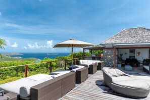 Terrace/patio - Villa Le Manoir de Lurin | Ocean View - Located in  Exquisite Lurin with Private Pool (Saint Barthélemy)