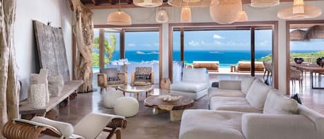 TV, DVD player, books, stereo