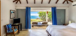 Room - Villa Caribbean Breeze | Ocean Front - Located in Fabulous Anse des Cayes with Private Pool (Saint Barthélemy)