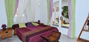 2 habitaciones, tabla de planchar con plancha y wifi gratis 