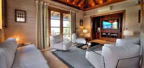 TV, DVD player, books, stereo