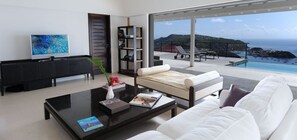 TV, DVD player, books, stereo - Villa The View  | Ocean View - Located in  Fabulous Colombier with Private Pool (Gustavia)