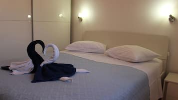 Departamento (Three-Bedroom Apartment with Terrace) | 4 habitaciones, tabla de planchar con plancha y wifi gratis