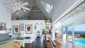 TV, DVD player, books, stereo - Villa Oceana | Ocean View - Located in  Exquisite Vitet with Private Pool (Saint Barthélemy)