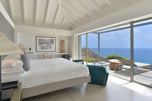 5 bedrooms, iron/ironing board, free WiFi, bed sheets
