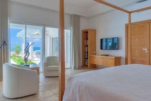 6 bedrooms, iron/ironing board, free WiFi, bed sheets - Villa Petite Plage 5  | Beach Front - Located in  Exquisite Grand Case with Private Pool (Grand-Case)