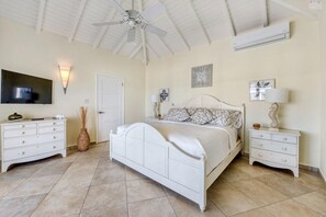 2 quartos, ferros/tábuas de passar roupa, Wi-Fi de cortesia