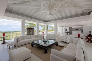 Outdoor dining - Villa Always | Ocean View - Located in  Beautiful Terres Basses with Private Pool (Les Terres Basses)