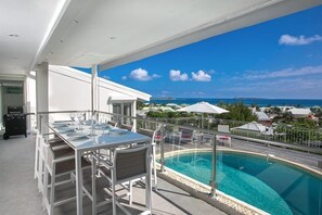 Outdoor dining - Villa Ocean View  | Ocean View - Located in  Wonderful Orient Bay with Private Pool (Saint Martin)