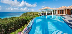Una piscina climatizada