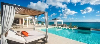 Villa Turtle Nest Fall Promotion | Beach Front - Located in Magnificent Baie Longue with Private Pool