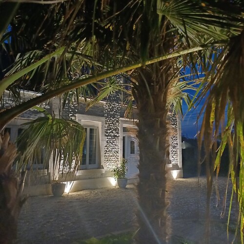 Townhouse 12 persons LE DOMAINE DES PAONS 4 ETOILES