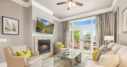 The Sheltering Sky - Walk to Dickson St and UofA