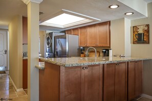 Interior - Riviera Beach Club 502 - 2B/2B Dream Vacation Condo w/ Amazing Gulf Views! (Fort Myers Beach)