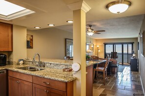 Interior - Riviera Beach Club 502 - 2B/2B Dream Vacation Condo w/ Amazing Gulf Views! (Fort Myers Beach)