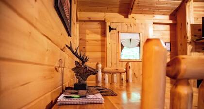 Whippoorwill at Avenwood Cabins