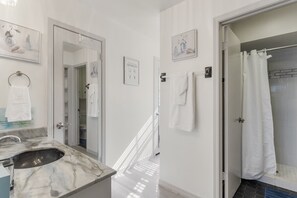 Hair dryer, towels