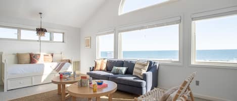 Smart TV, table football, ping pong