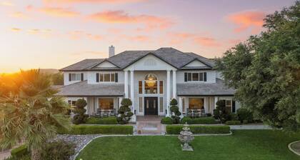 Grand Contento by AvantStay | Estate w/ Pool, Theater, Outdoor Lounge + Gazebo