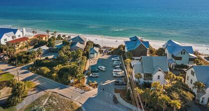 Golf cart, shared pool, gym, 3 Rec courts, outdoor dining